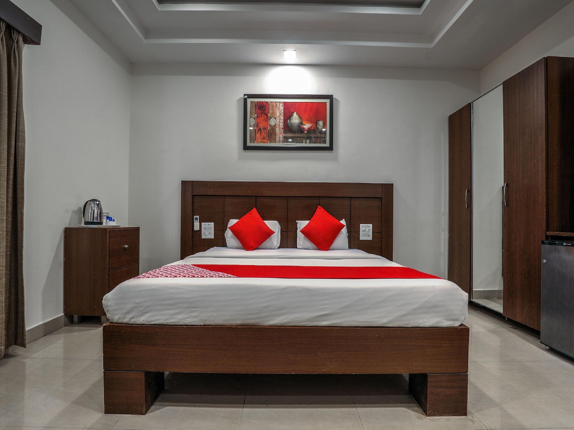 Treebo Trend Hotel Jp Plaza Nampally Hyderabad Exterior foto